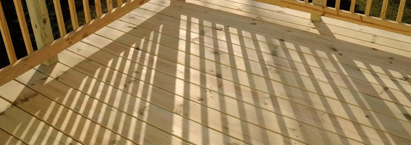 Decking-Banner
