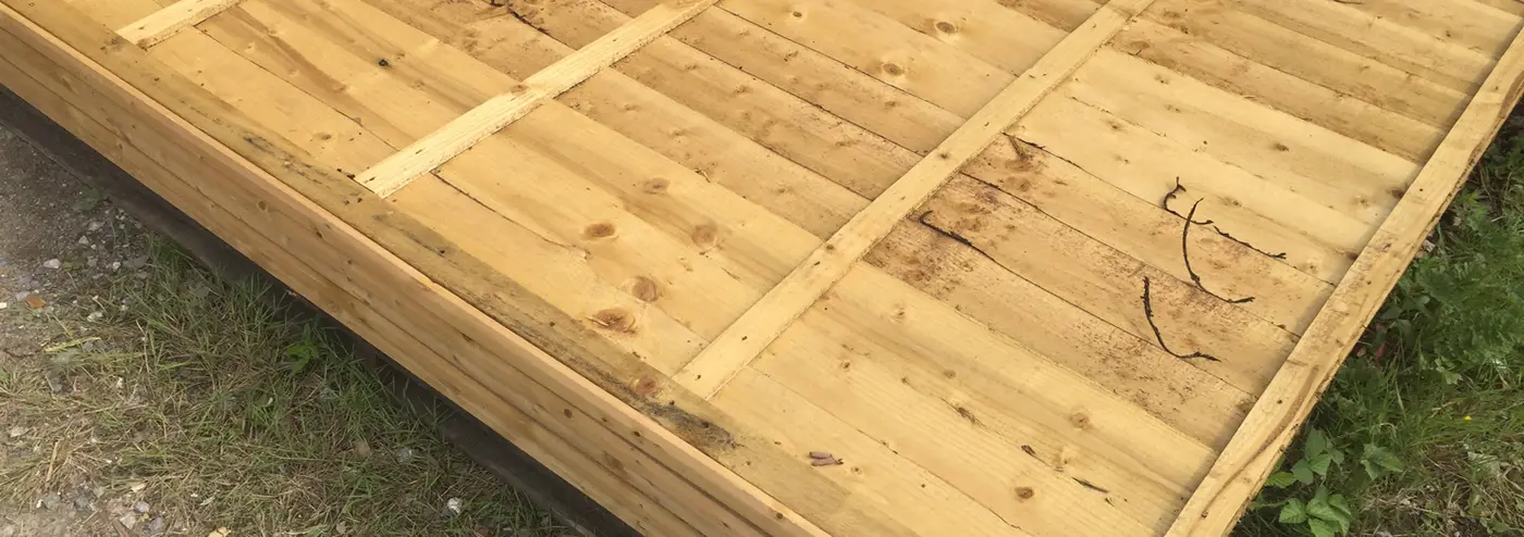 Fence panels